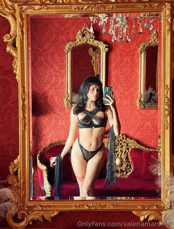 valeriamarsfree image #2