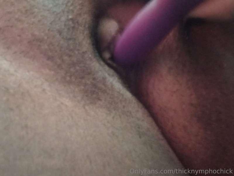 Vibrator to clit.