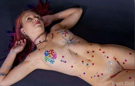 trashdoll image #0