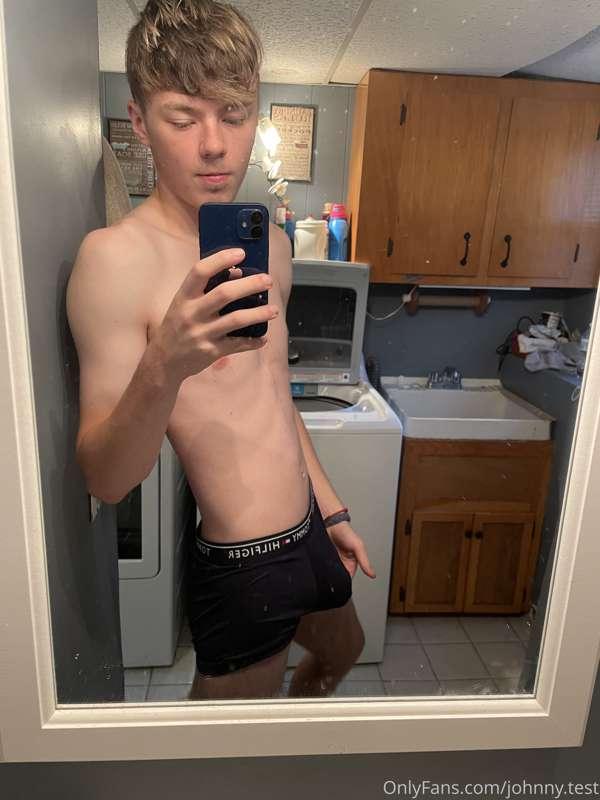 Goodmorning everyone I hope
You all have a great day :)) 😈❤️