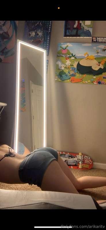 I took sum vids that u wud rly like ;) HMU if u wanna see th..