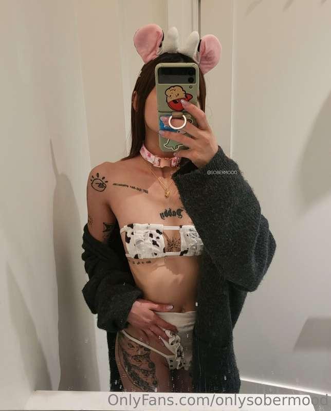 should I moo first or get on all fours first? 🐄🤠