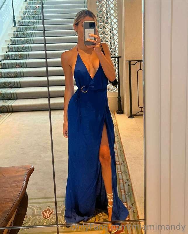 Thoughts on the dress?! 🥰