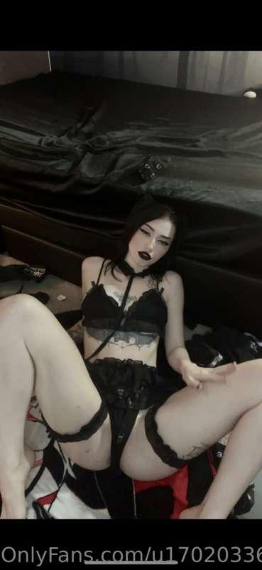 Nyaaa … some cutie bought me this lingerie n it makes me fee..