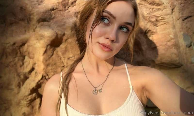 golden💛