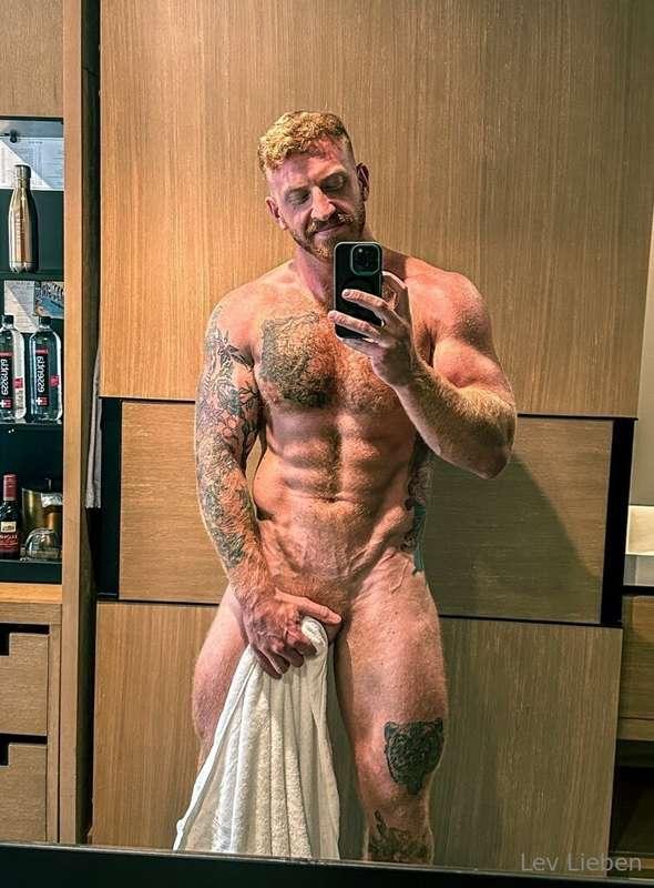 I’m so horny right now the next person I fuck is gonna drown..