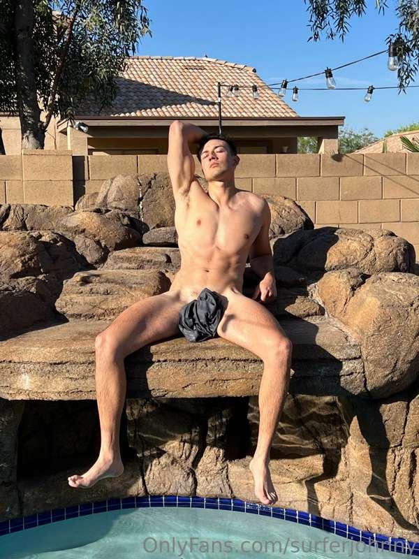 Looking for a plus one😉