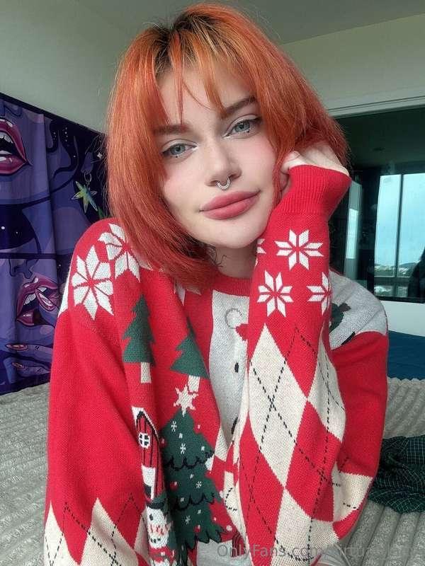Сhilly 😥I wish someone would warm me up 🥰💋
