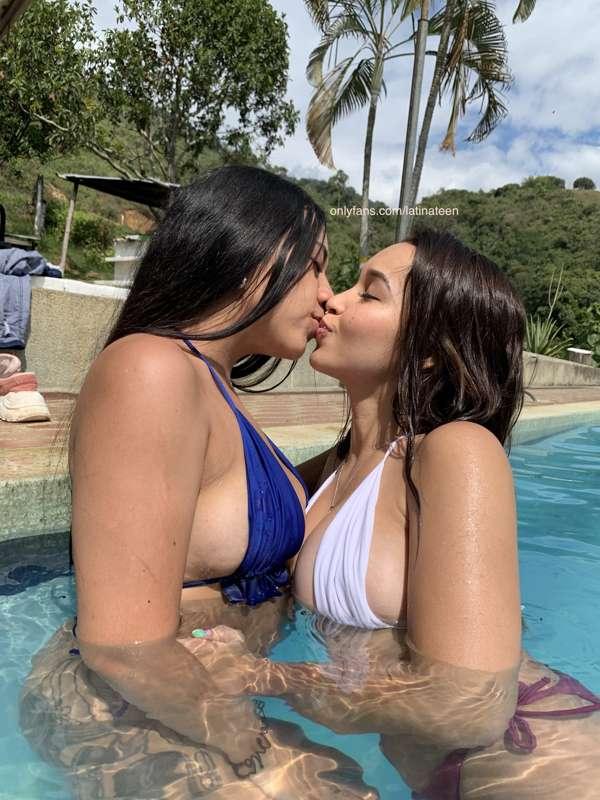 tip $5 and I send you the video 💦👅🥵
tip de $5 USD y te envio..