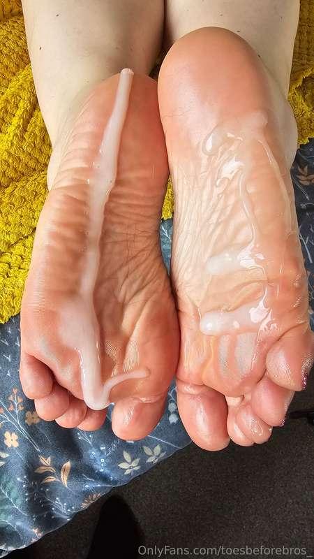 toesbeforebros_ image #5
