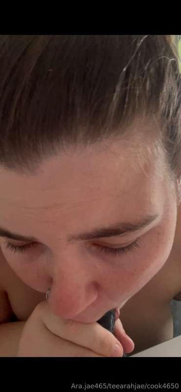 Fucked myself for 15mis straight should buy and watch 🤤🤤