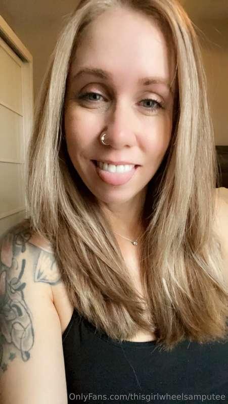 Went back to blonde hair… what do y’all think?