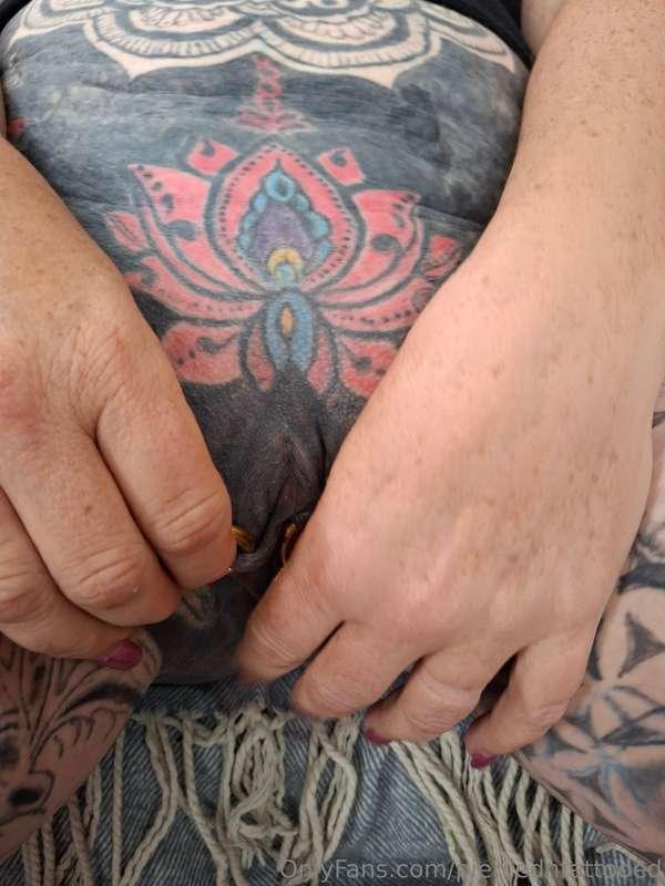 Just a free preview of the set I just posted up below.