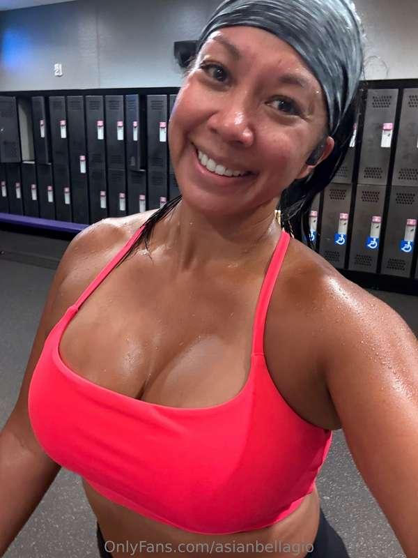  I feel so sexy when I can sweat it out. 😅 Never miss a Mond..