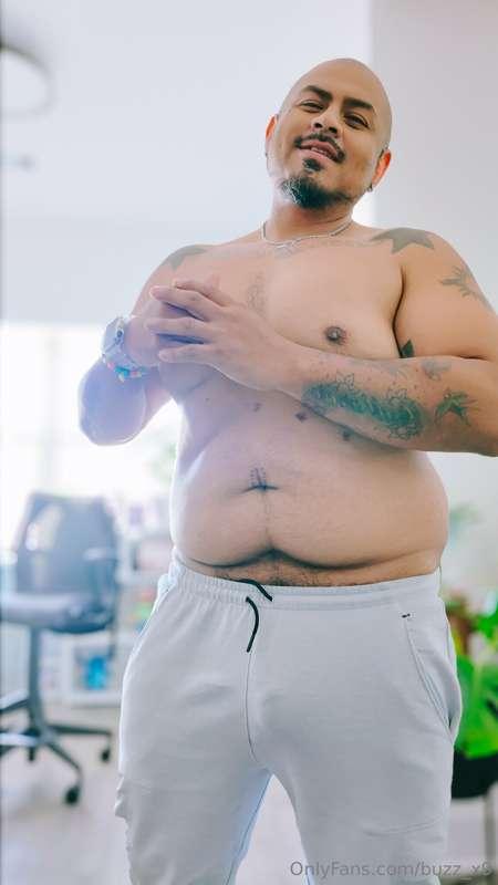 I love sweatpants season. I like watching guys check out my ..