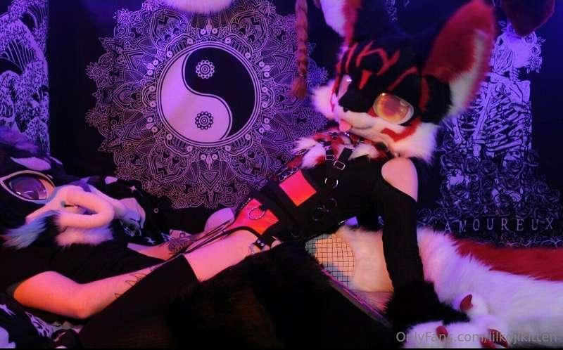 New video of Koji and Kasumi fucking, this is a very short v..