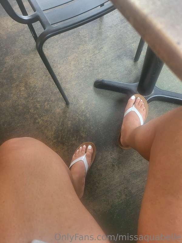 Do my feet make you cum?