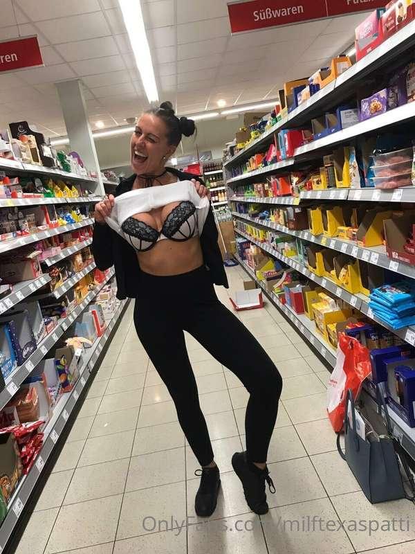 You can find me in aisle 8 if you're looking for some tits 🍒..