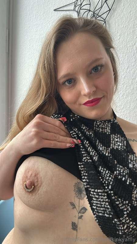 Me and my tits wish you a wonderful Sunday 💓☺️
