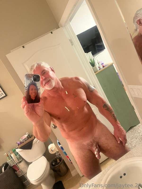 Oh no! What just happened!😉. Who wants to rub in the lotion ..