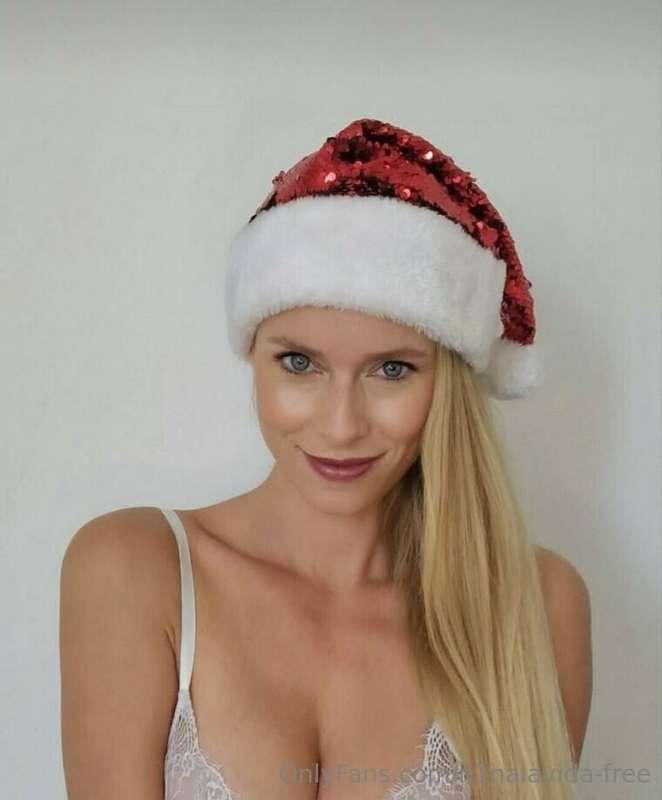 Merry Christmas 🥰☃️🎄
I have planned some special gifts too 😏..