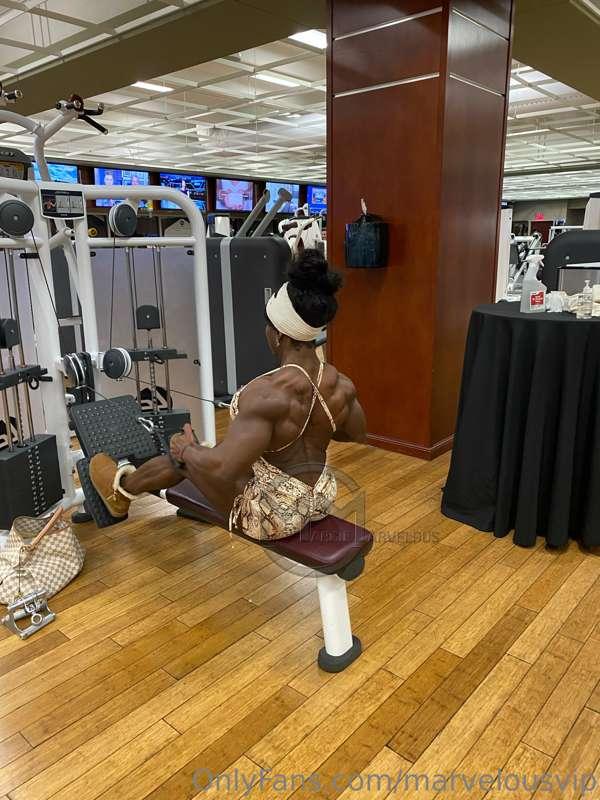 Come spot me? And then a massage afterwards 😜