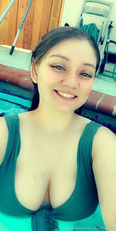 Swimming 😍