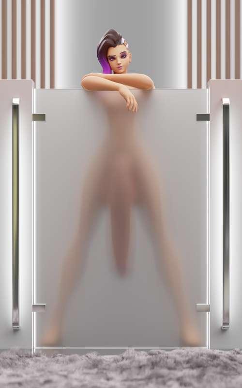 Hung Sombra in the Shower