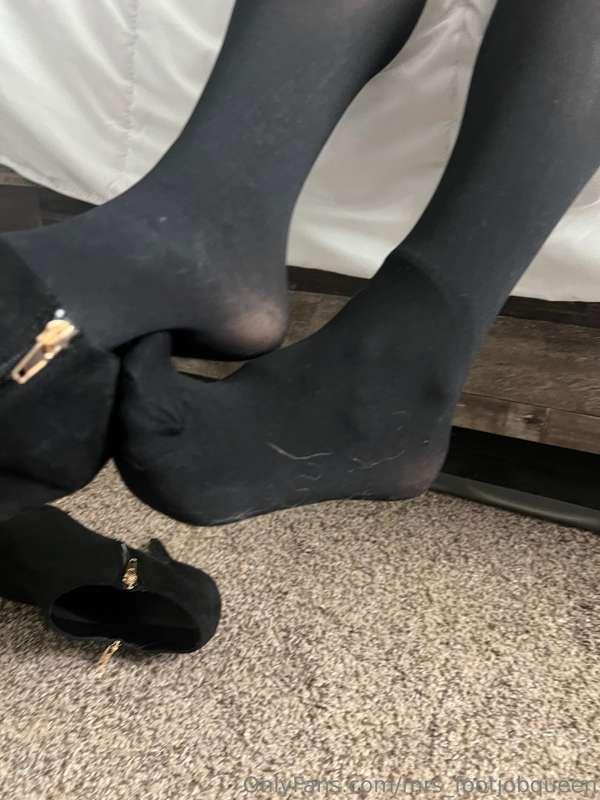 mrs_footjobqueen image #18