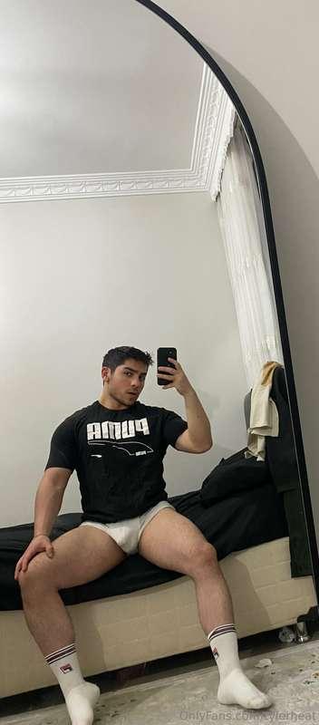 Come to my lap