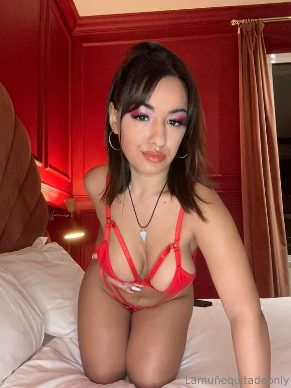 Would you like to cum on this face? 💦🥵