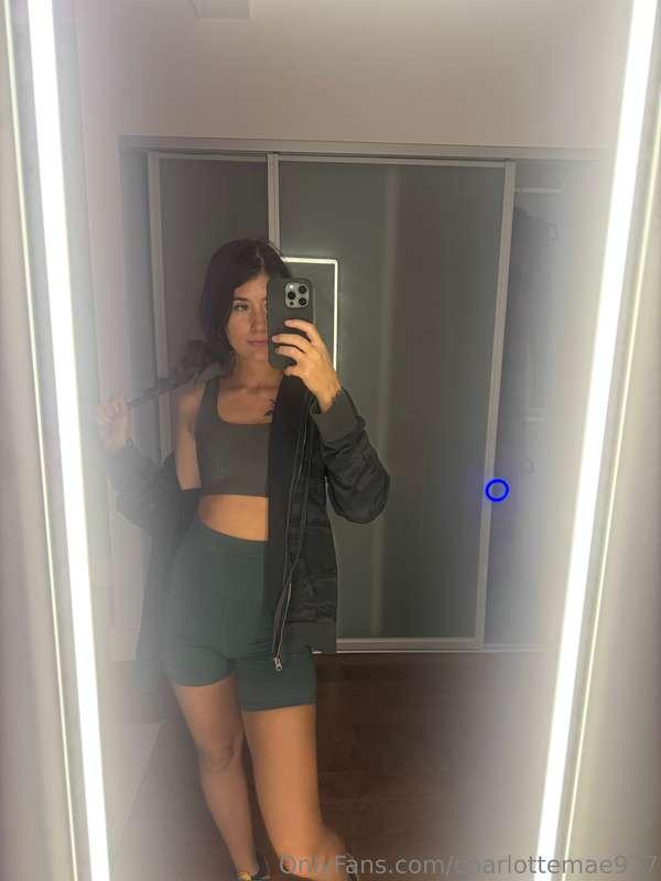lights on🥰