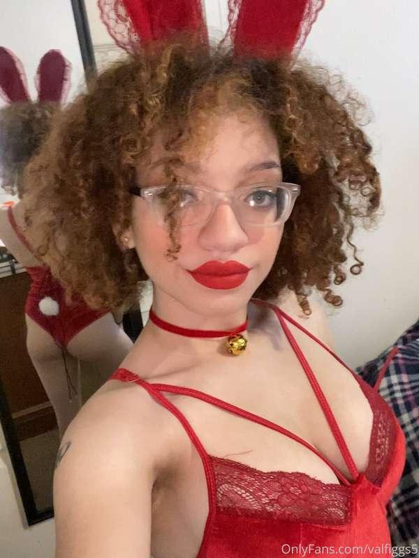Happy Sex Day for all my European Daddies!! Hope this outfit..