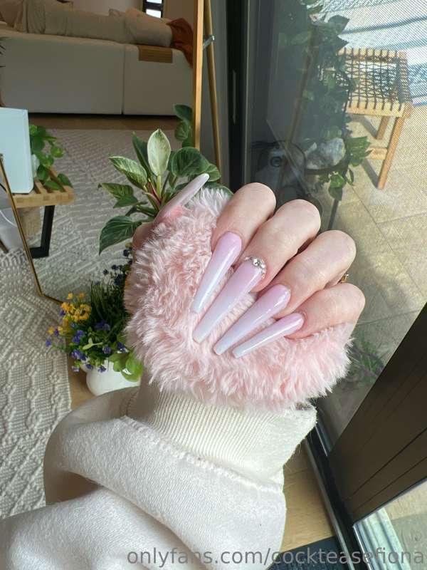 Thank you darling son 💖 mommy loves her long nails
