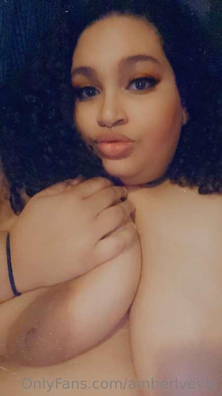 amberlvevip main image