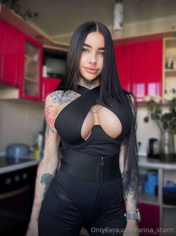 Don't miss 👉@sky_lee8My bestfriend loves to watch men cum!! ..