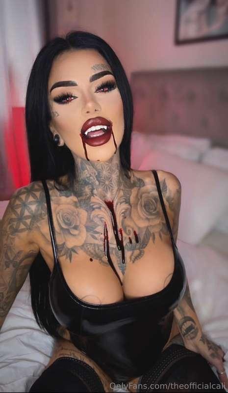 New vampire role play blo*d play solo, BJ and pussy fucking ..