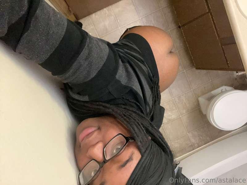 Im just gonna use this as my naughty photo dump 🤤 they may s..