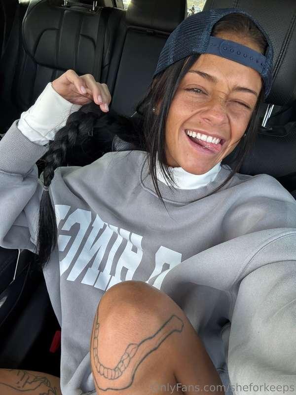 MORNING DUDES !! Who's up gooning??🙈
