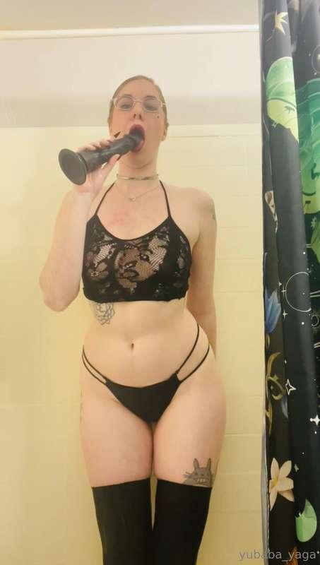 I might have to offer this as a big ass photo set ✨