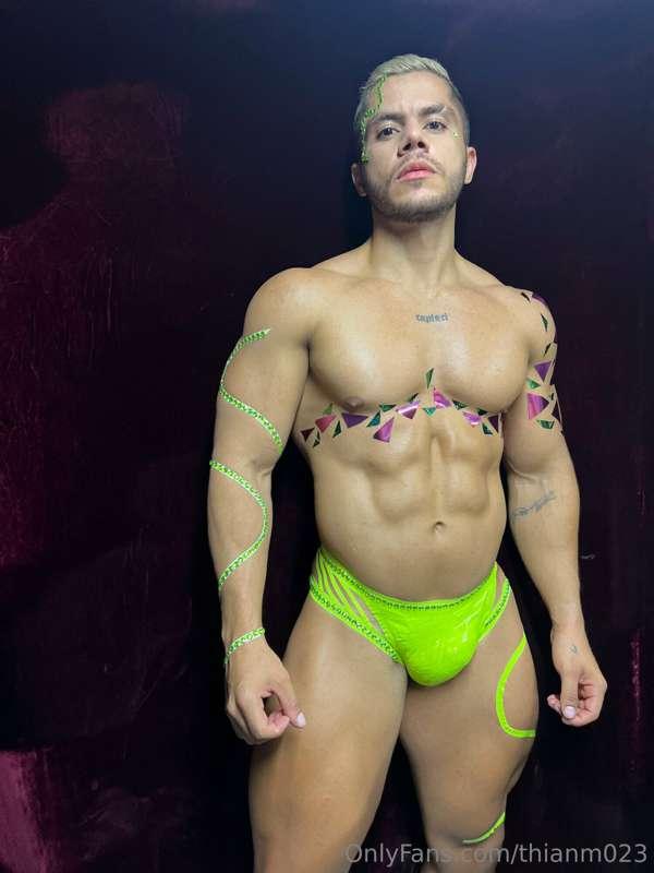 Esta  noche estuve creativo, listo para bailar ¿bailamos? ❌...