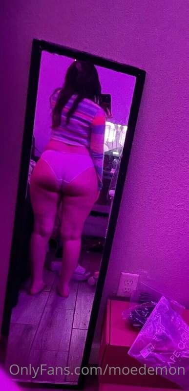 These underwear are too small now 😅