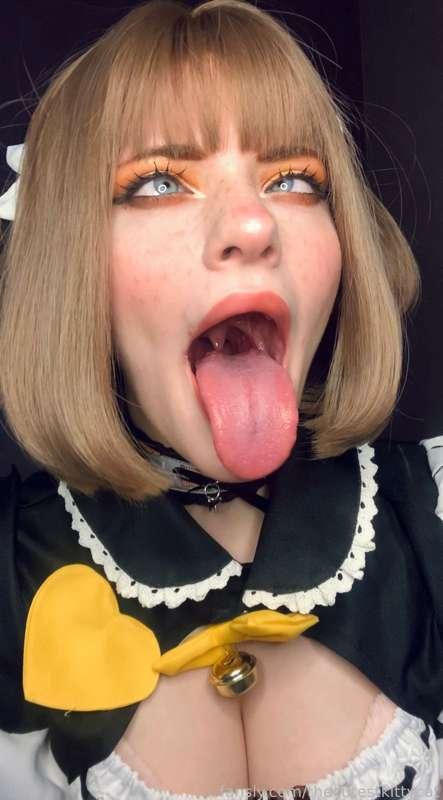 Trying out the new “recommend media” on Fansly! With a little free post of some of my favourite ahegao pics of all time 😉❤️ To see much more ahegao, tongue and sexy cosplays like this please do check out my profile! Loads of pics and videos! #fyp