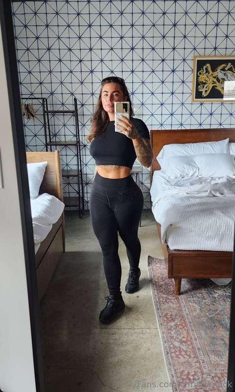 🖤