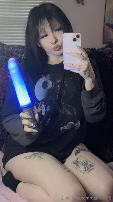 does anyone love star wars as much as i do?? 🥲i love this to..