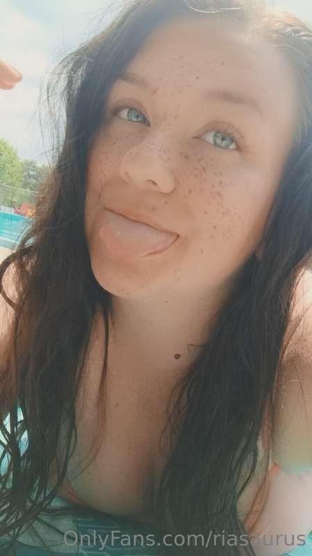 ✨Finally have my account back, expect more posts babes I hav..