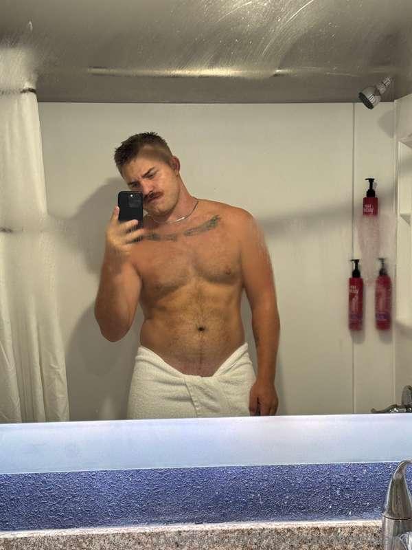 Had a LONG weekend in Ohio at a poultry show, but we are hom..