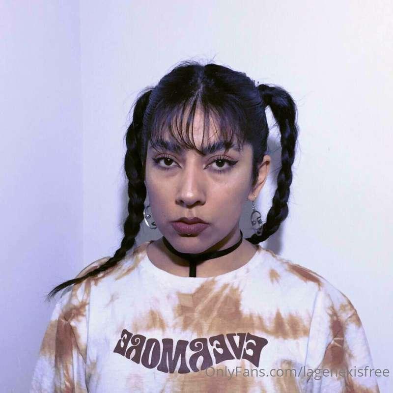 What do you think? Don't I look adorable in my braids?