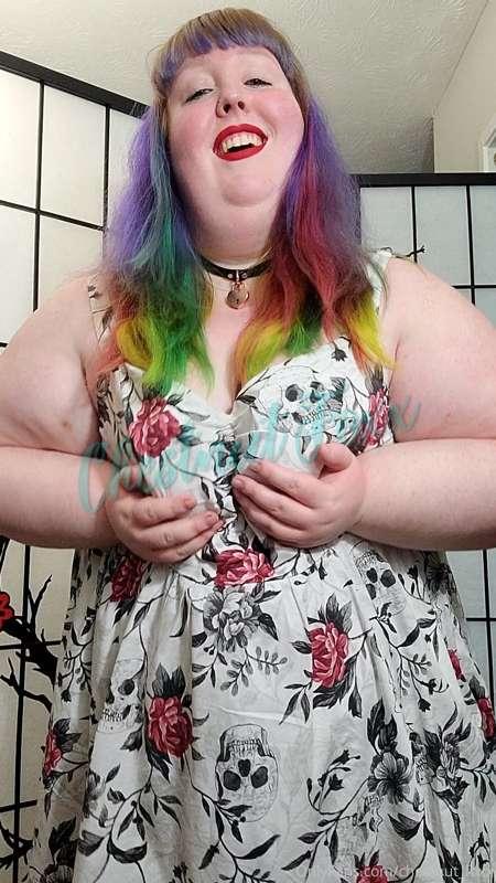 I love this dress so much!
