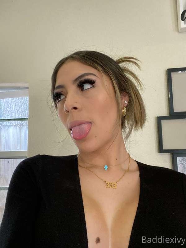 Sending new personal spit videos through DM!